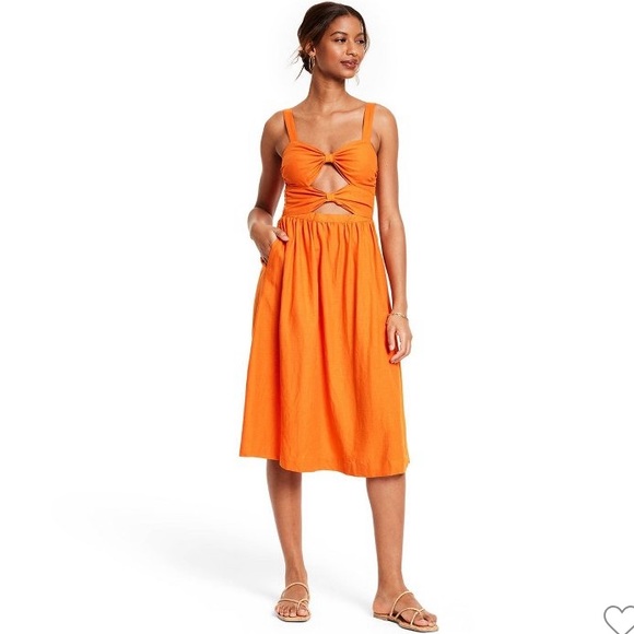 Fe Noel x Target double cut out midi dress - Picture 3 of 3